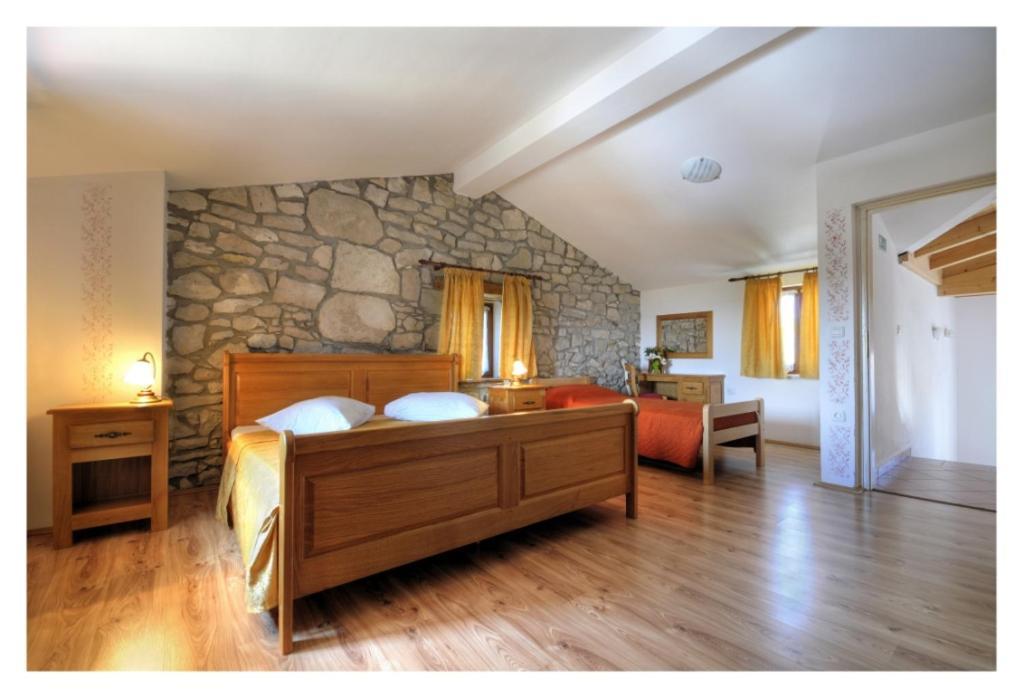 Villa Calussovo Ripenda Kras Ngoại thất bức ảnh