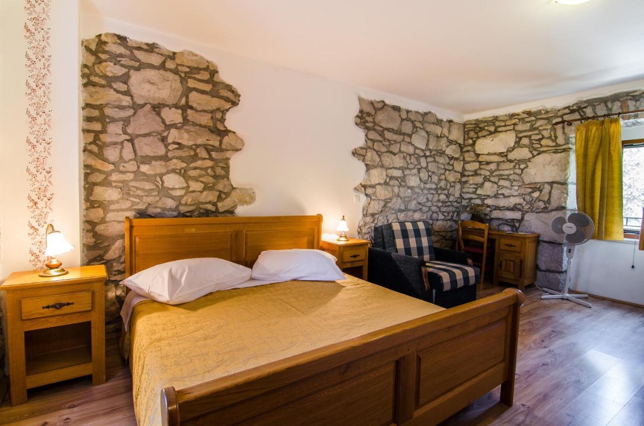 Villa Calussovo Ripenda Kras Ngoại thất bức ảnh