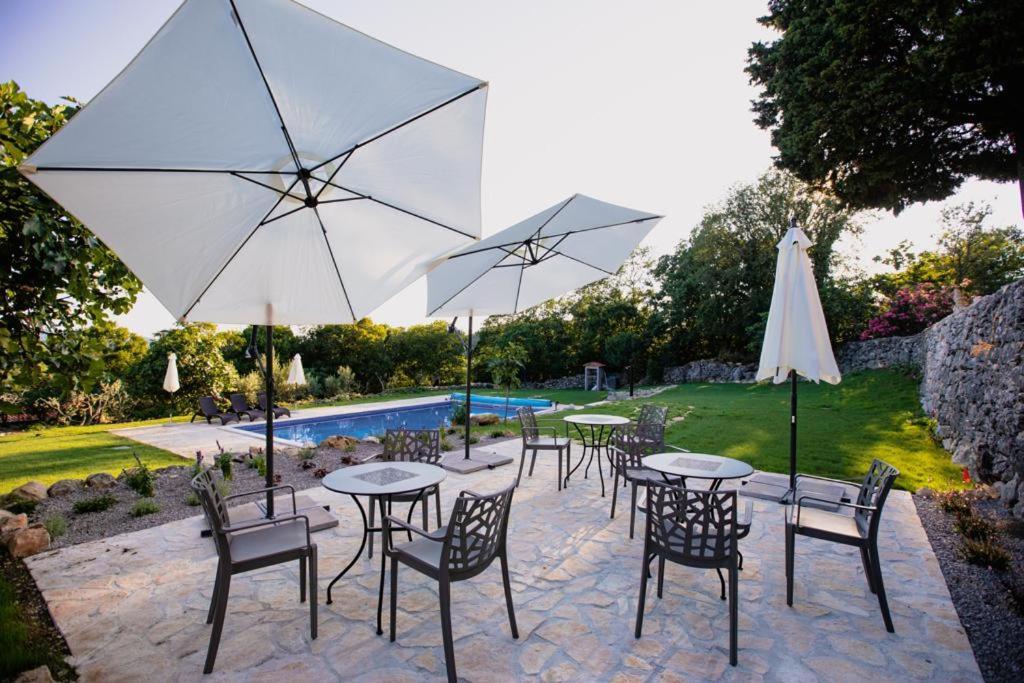 Villa Calussovo Ripenda Kras Ngoại thất bức ảnh
