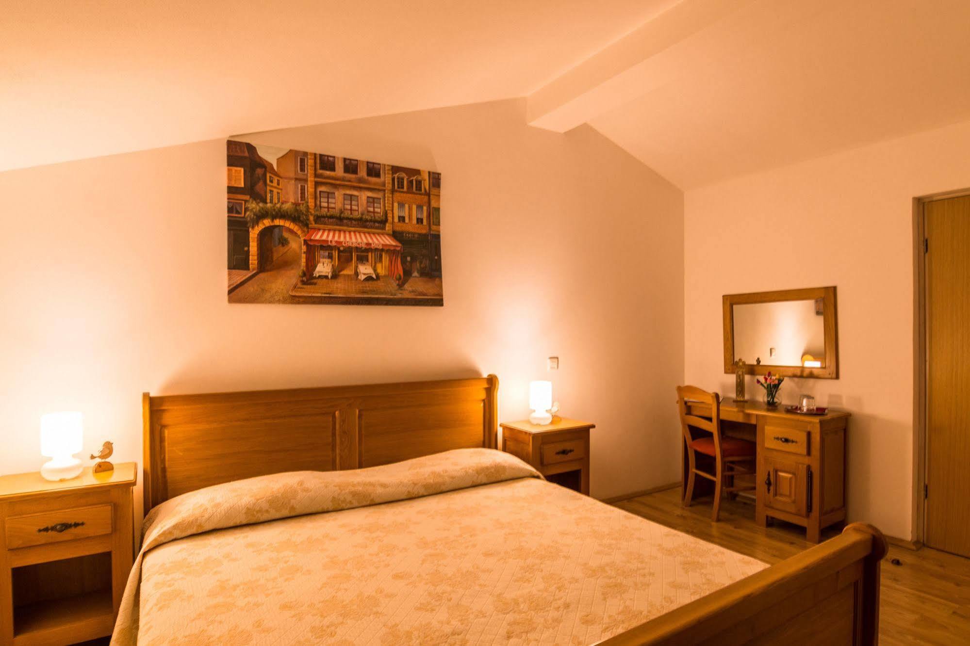 Villa Calussovo Ripenda Kras Ngoại thất bức ảnh