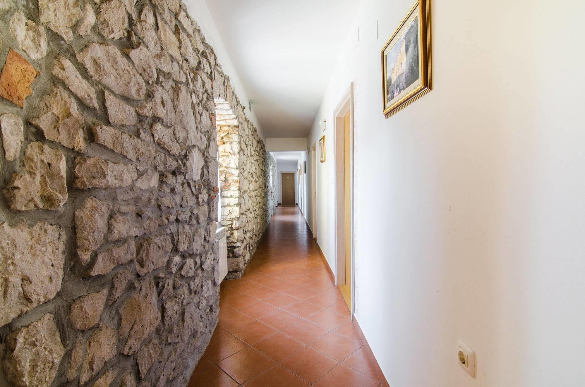 Villa Calussovo Ripenda Kras Ngoại thất bức ảnh